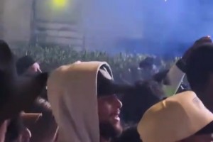  输掉全世界却赢了陪伴爱人的时间～